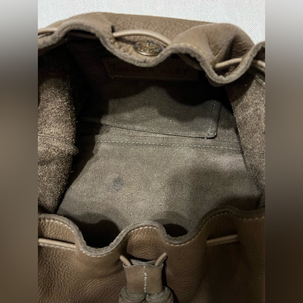 Two Bar West McFadin Leather Shoulder Bag - Picture 9 of 13